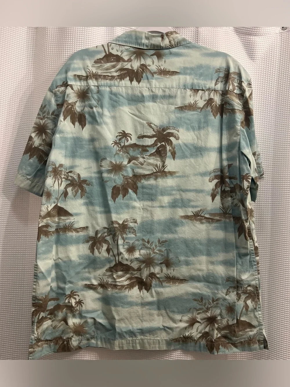 Vintage Light Blue Tropical Print Short-Sleeve Button-Down Shirt